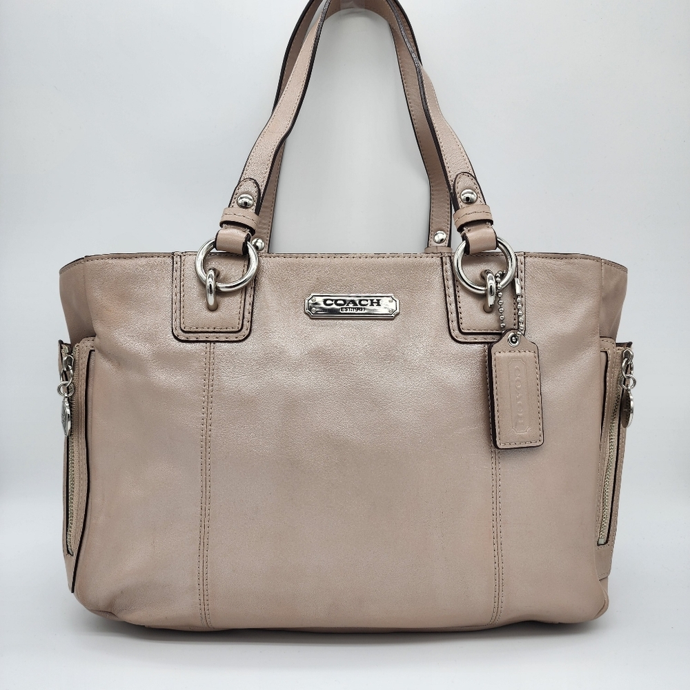 Coach F19252 Cream Pink Beige Shimmering Leather Tote Medium
